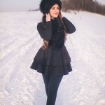 śnieg, snow, dziewczyna, zima, czapka, laliki, walking, chodzenie, radość, popołudnie