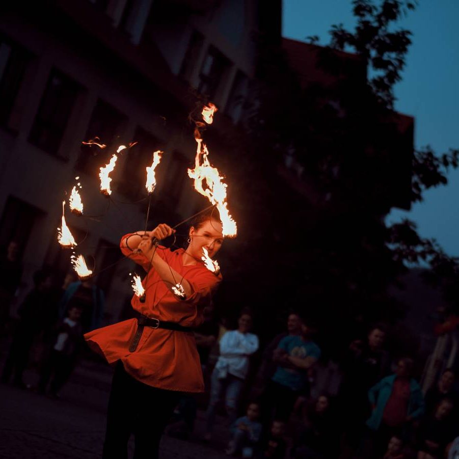 fire show Tesserakt 49